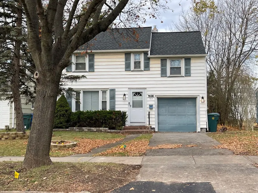 3 BR Exec House near UR and Strong Mem. Hospital. - Image 1