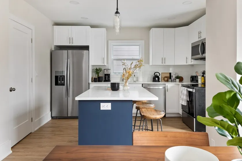 3 Bed | Prime Walkerville | Close to City Center - Image 1