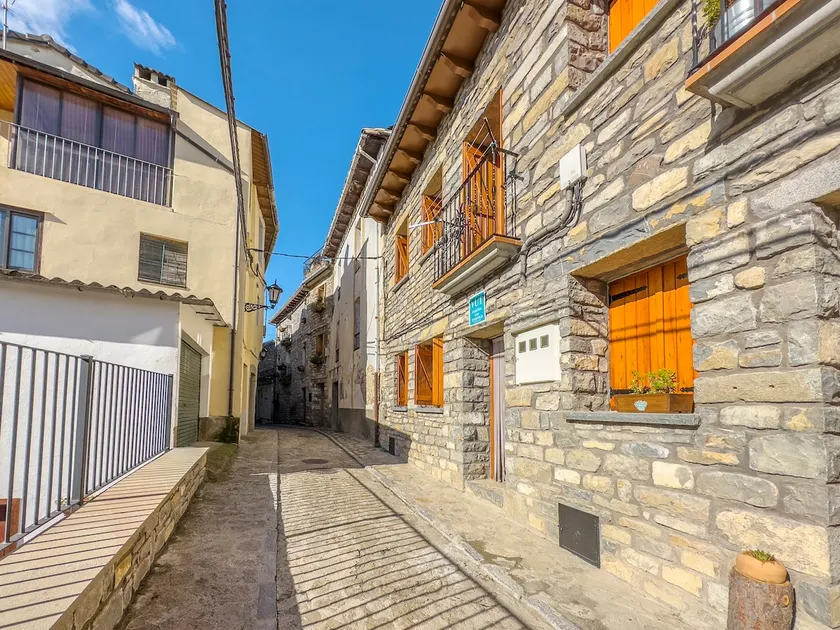 Duplex in the center of Boltaña - Image 1