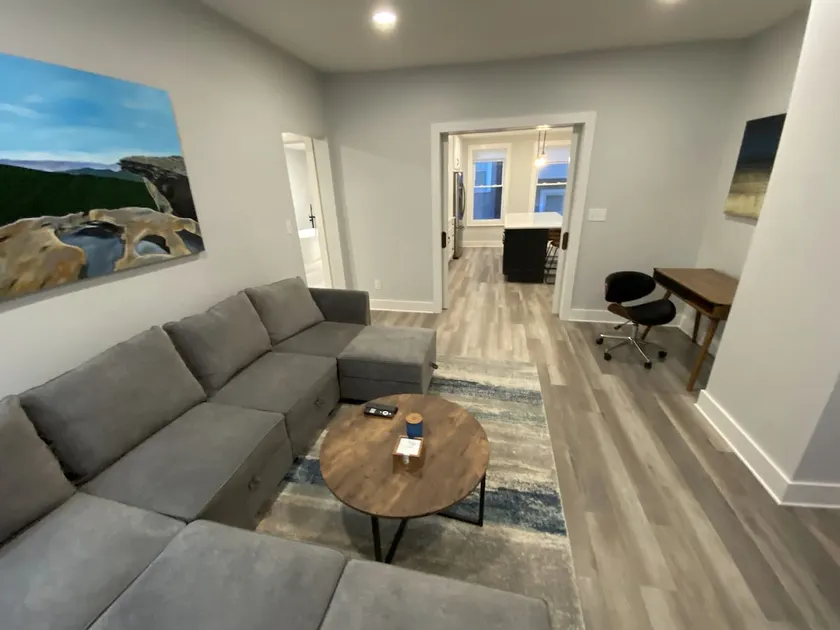 Luxury and Comfort 1 bedroom in Roanoke - Image 1
