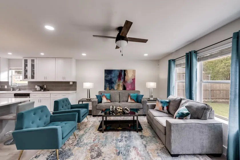 Luxury 4BR+Game Room-Denton - Image 1