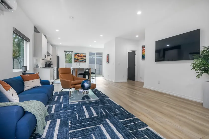 Mod Vibes | Rooftop Deck, 3 Bed, 3.5 Bath, In-Town - Image 1