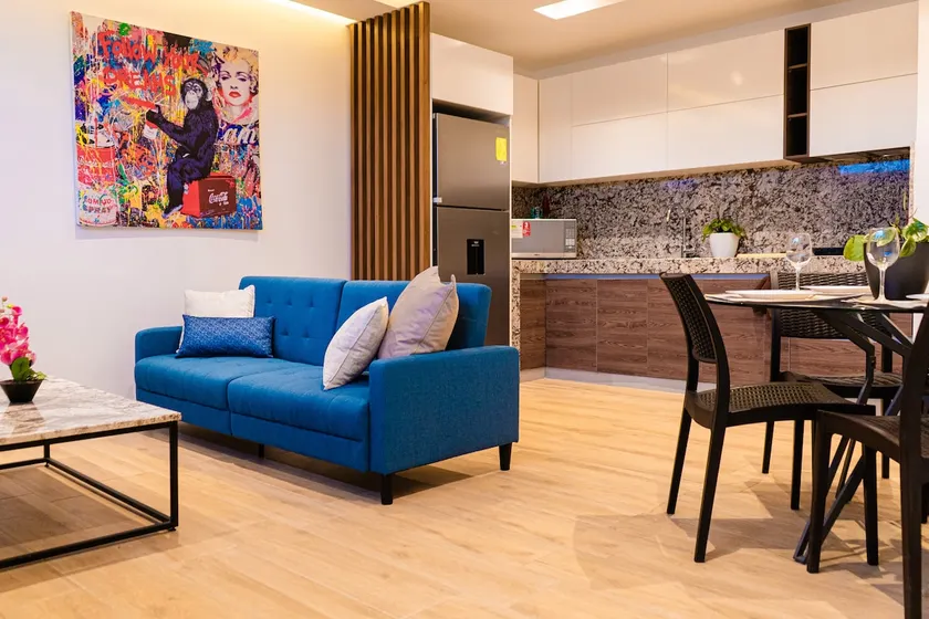 07 Luxury Apartment Los Angeles style, brand new - Image 1