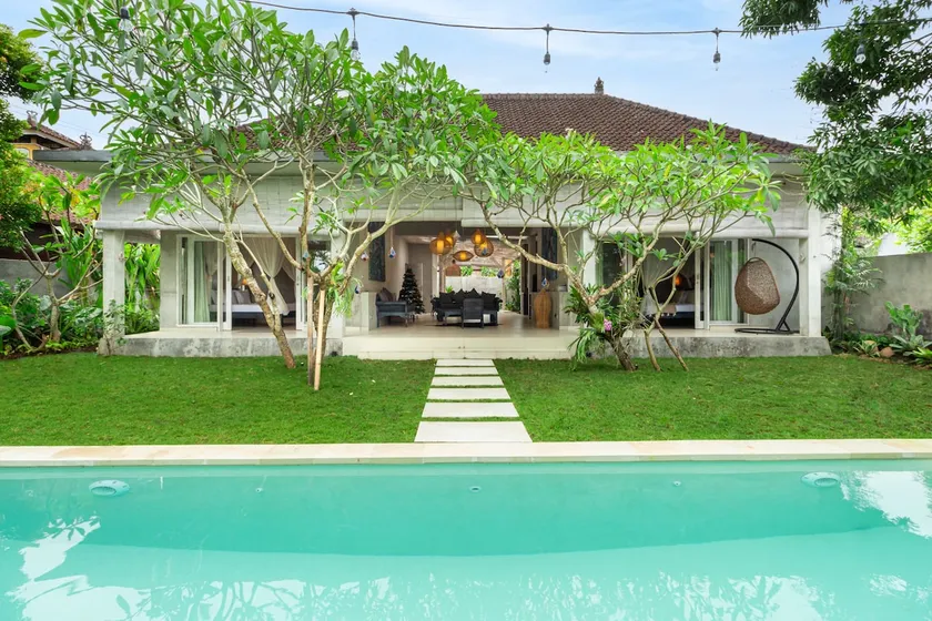 Villa Shanti Canggu - Image 1
