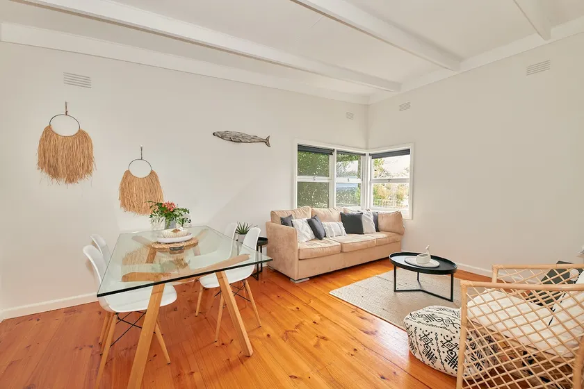Adorable beach shack in the heart of Aireys Inlet - Image 1