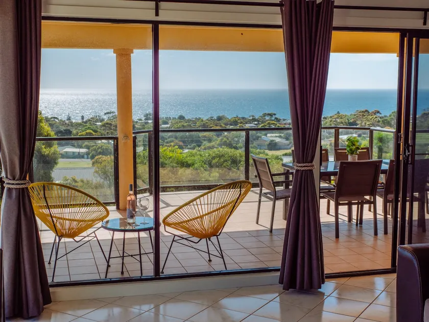 Sunset and Sea Views - Getaway for Two - Image 1