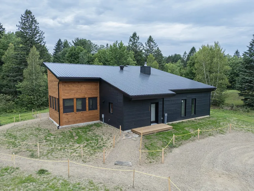 Mastigouche Nature Space Cottage - Image 1