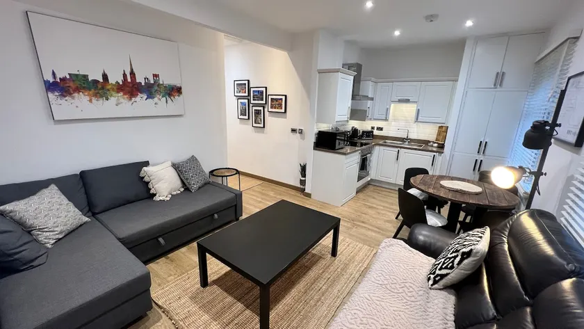 St Benedicts Apartments - Image 1