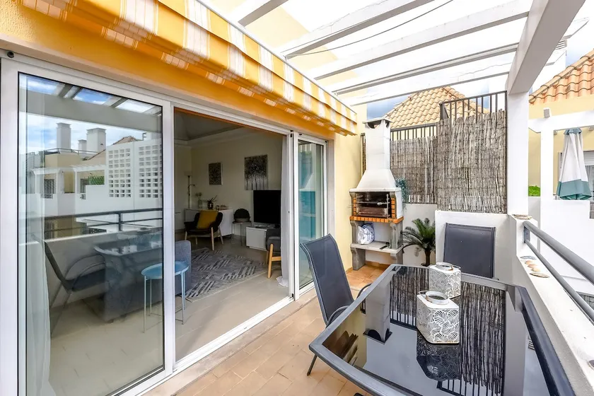 Penthouse Olivia - Image 1