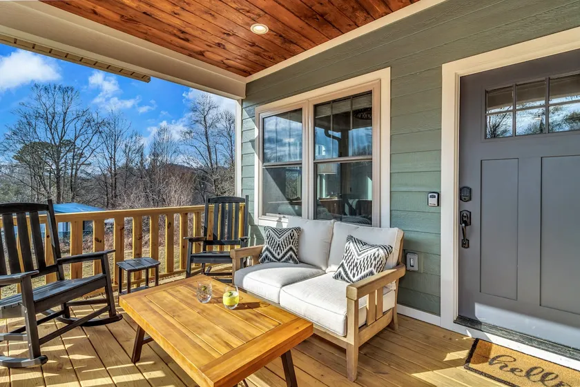 Near Downtown Black Mtn-Hot tub/Fireplace/Fire-pit - Image 1