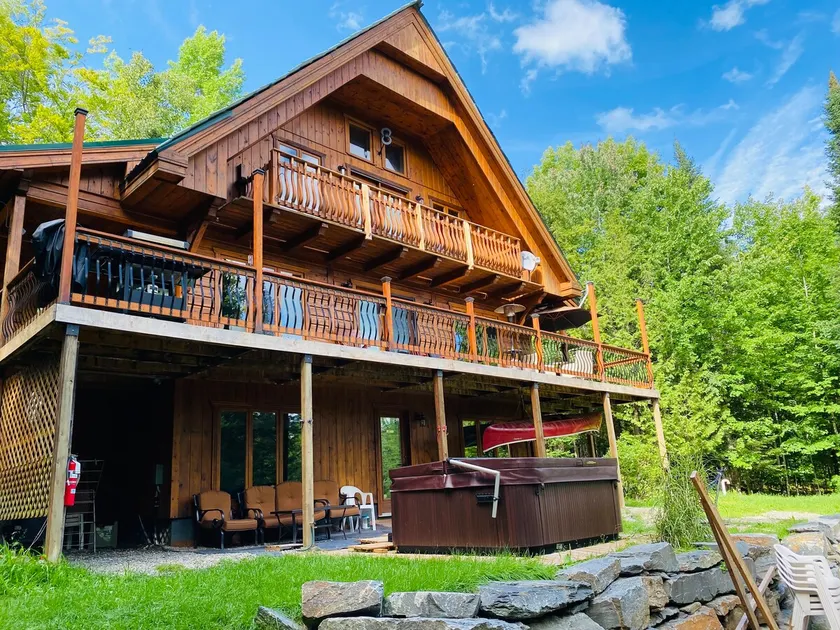 Large wooden chalet, 100% equipped - Image 1