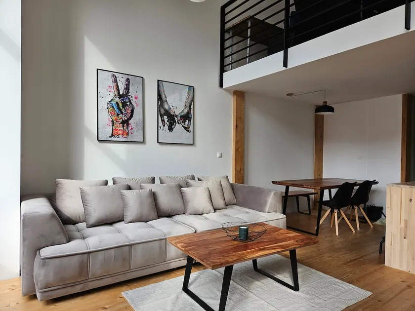 Modern & Minimalistic Apartment - Garage & Balcony - Image 1