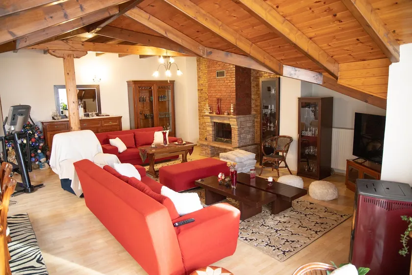 Attic Chalet - Image 1