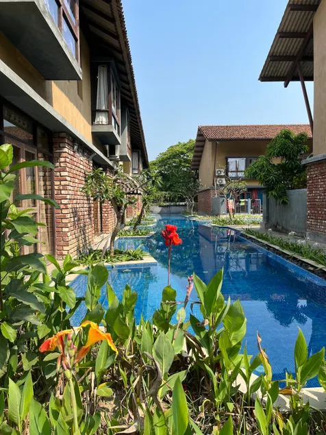 Raichak Elegant Duplex House With A Pool View. - Image 1