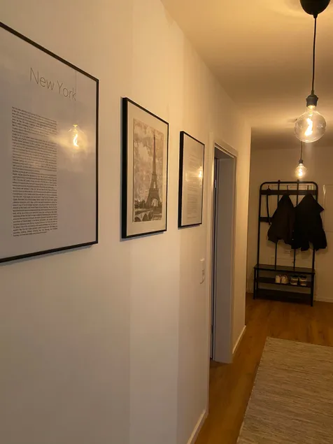 New and cozy in a prime location - Image 1