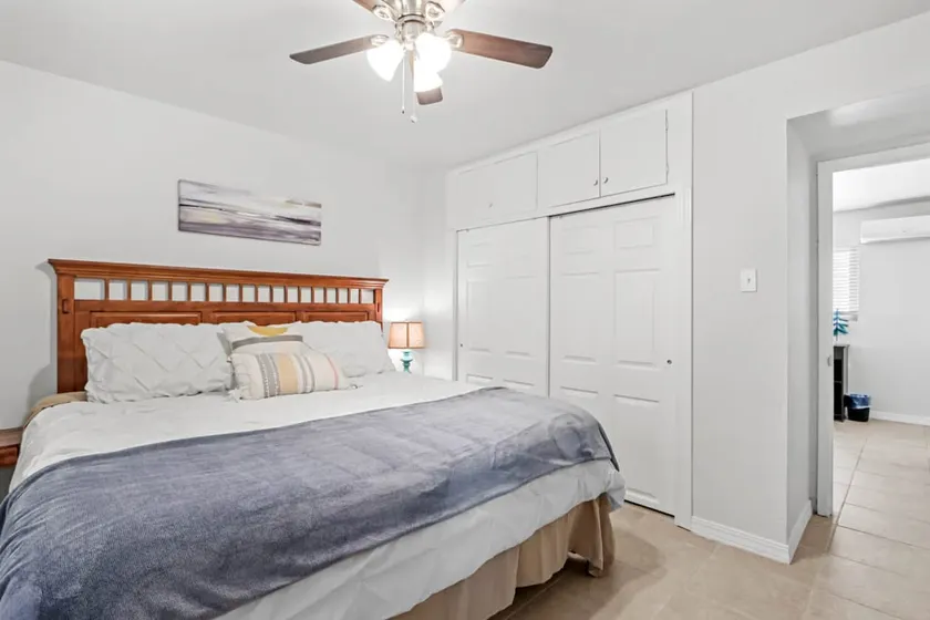 Comfortable King size bed- apt #4 - Image 1