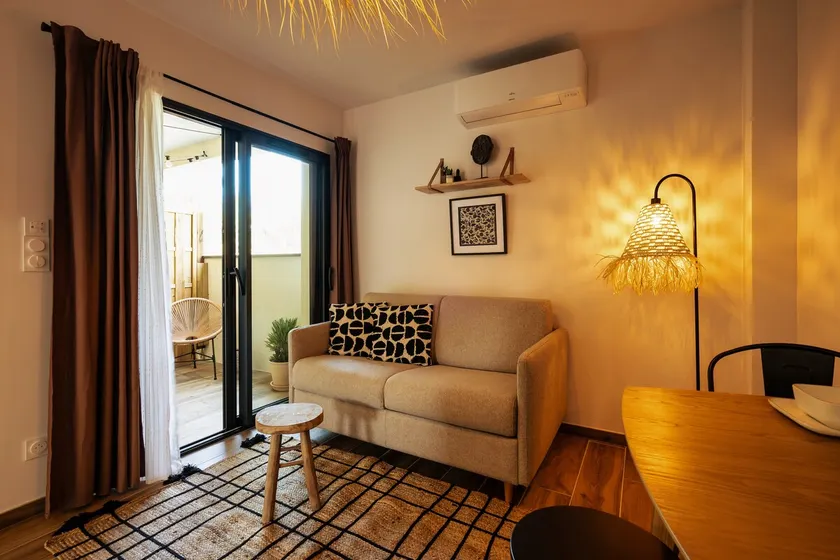 Cozy apartment for 3, beach & center within walking distance - Image 1