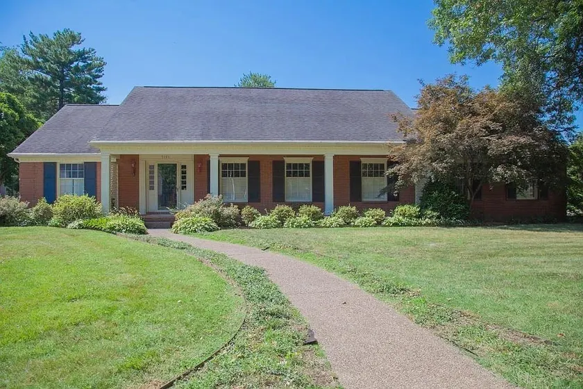 Spacious 5 bedroom Home perfect for Large groups - Image 1