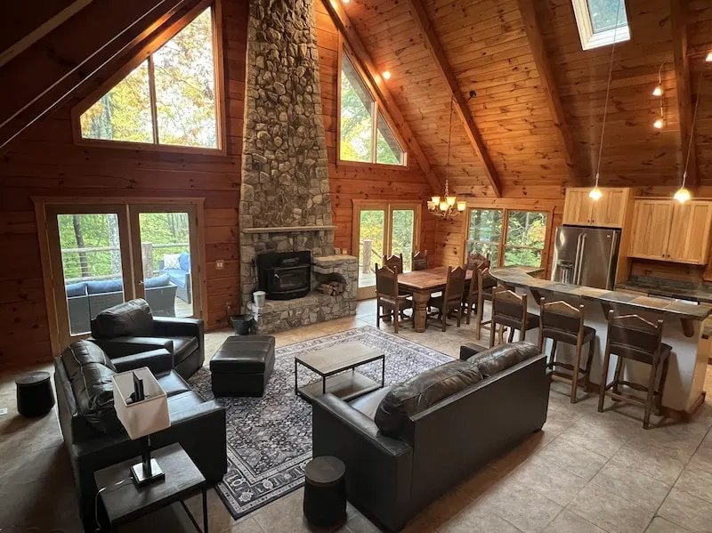 Three Bears Den near Androscoggin Lake Camp-Resort - Image 1