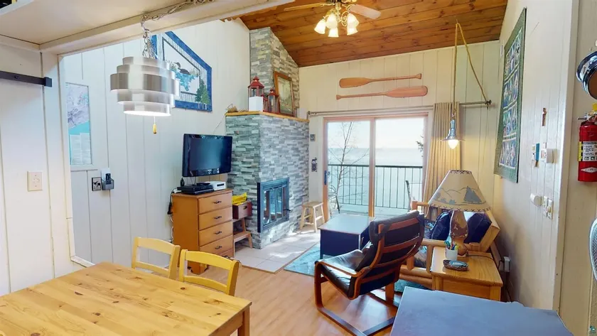 Cedar’s Seaside Chalet - Image 1