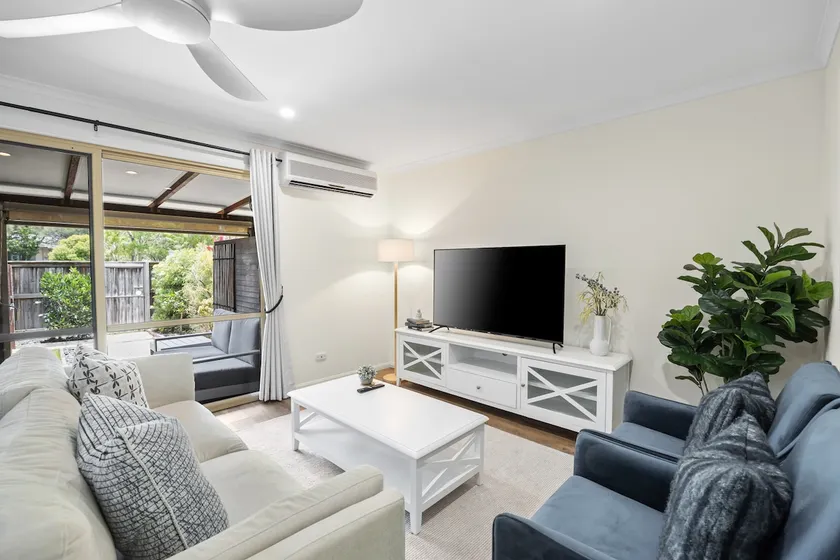 Regency 3 Bedroom Central Town House - Image 1