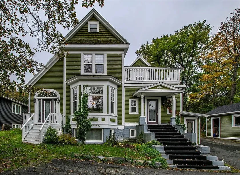 Welcome to Westport Manor - Image 1