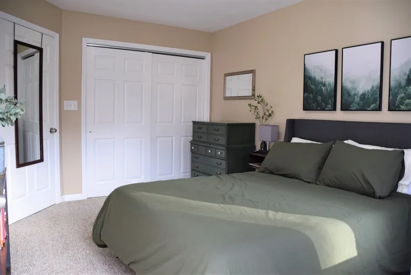 Pondview Paradise w/Heated Pool, near Hershey - Image 1