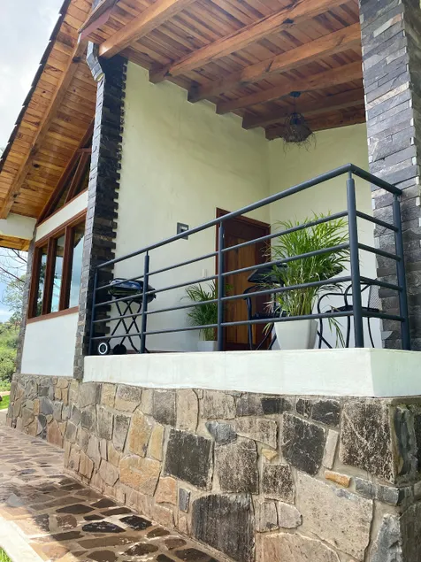 BÚHO Cabin - Image 1