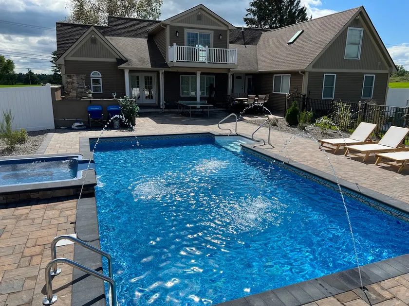Resort style house inground pool, jacuzzi Theater - Image 1