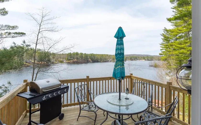 Chalet Sonsie: A Sweetwater Stay - Image 1
