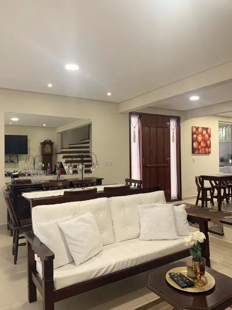 Large house on Avenida da Praia - Image 1