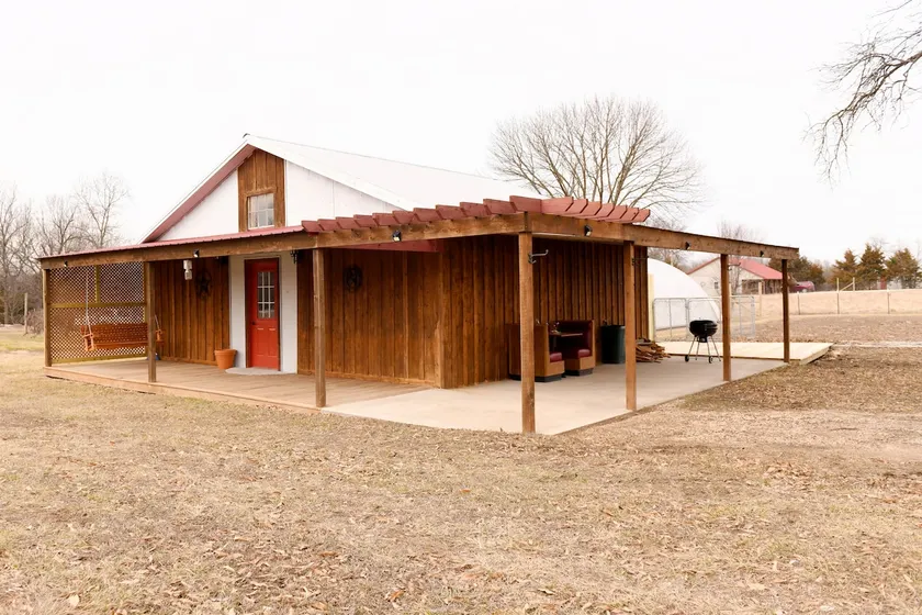 The Carolyn Cabin - Image 1
