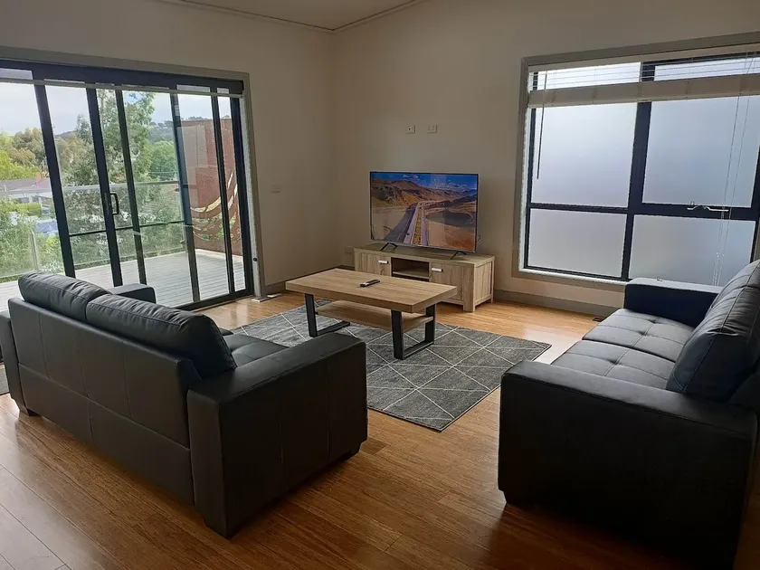 Delightful Family Home near Sovereign Hill - Image 1