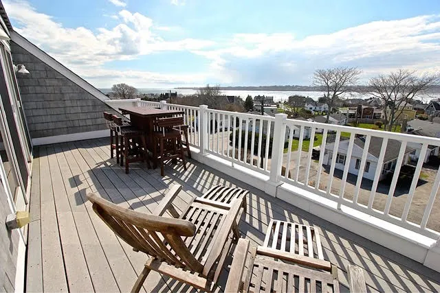Maison de plage de luxe, Easton Point. Vues sur l'océan, 2 Master BRs, Walk to Everything - Image 1