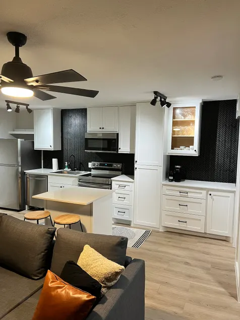 Condo in the Central East of Austin. - Image 1