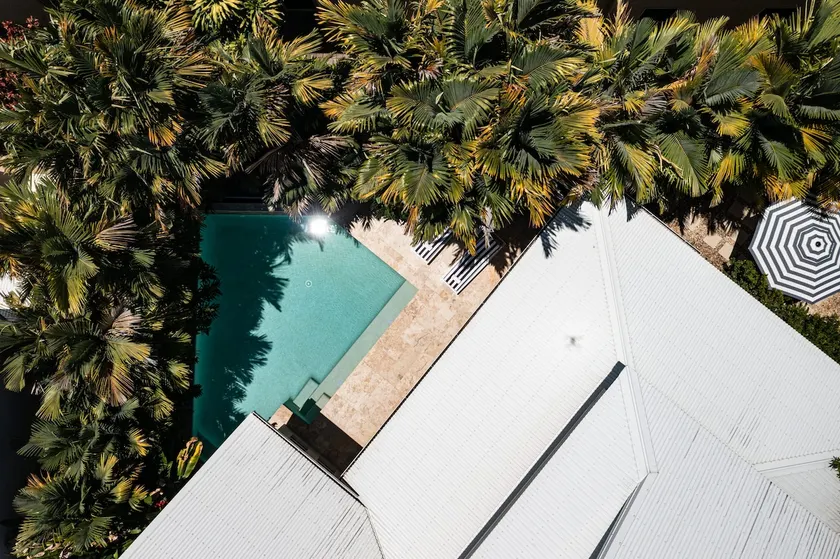 Port Beach House 4 - Image 1