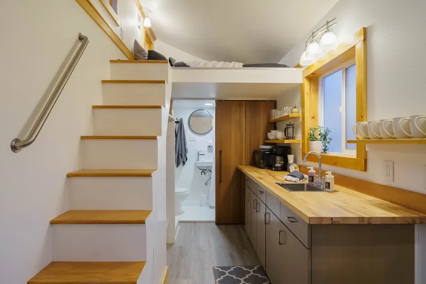 #StayInMyDistrict Overlook Backyard Tiny Suite - Image 1