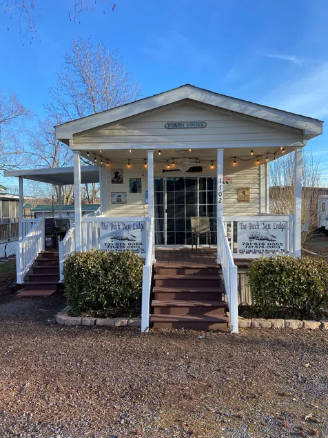 Duck Nest Lodge - Image 1