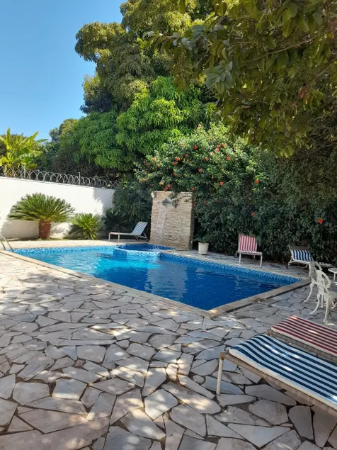 Helena Risso Party House - Image 1