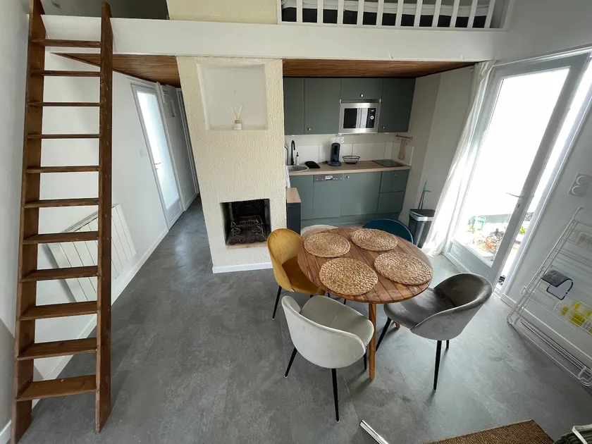 ”Le Galet Jaune” Cottage - Image 1