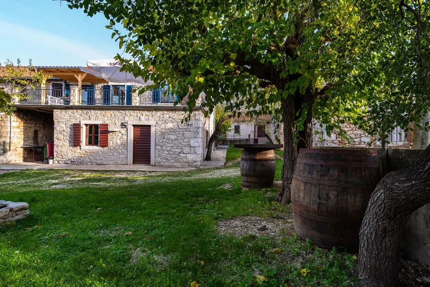 Vacation home Kuca Marija - Stone house near Zadar - Image 1