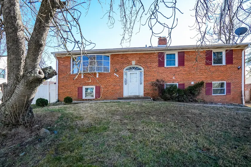 Spacious Home Away From Home - Image 1