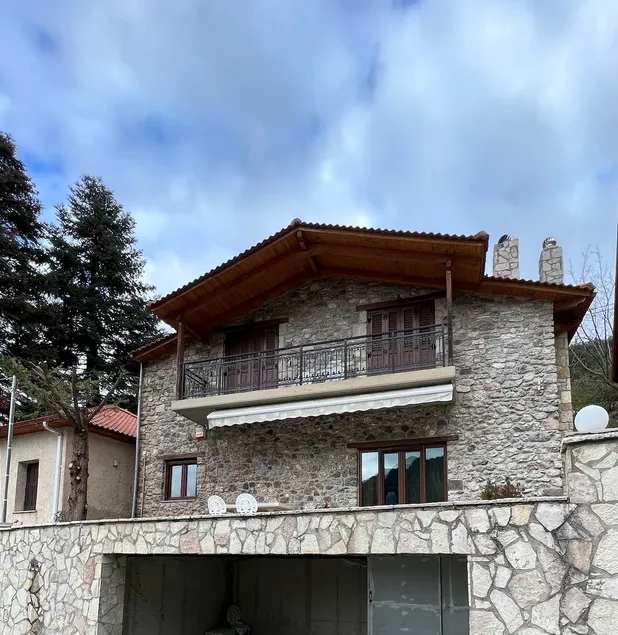 Fortress Kalavrita Stone house with mountain view - Image 1
