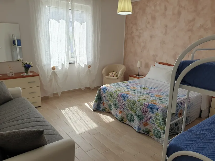 Mini Apartment in B & B mit Blick auf die Burg - Image 1