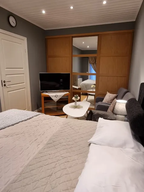 Beautiful guest house - Image 1