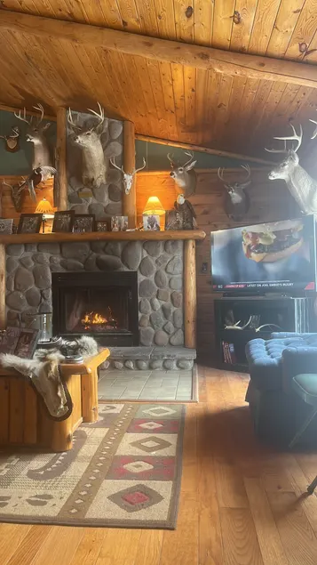 The lodge - Image 1
