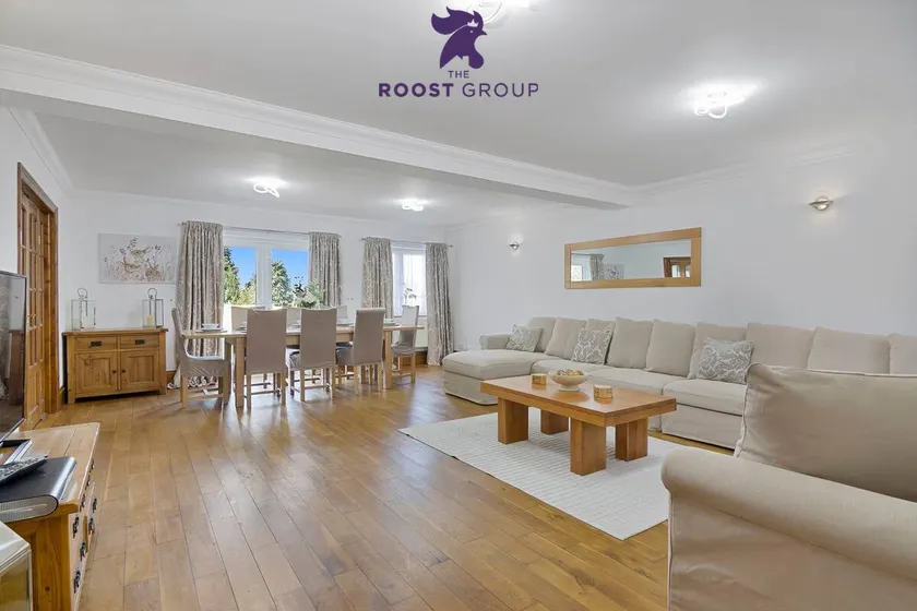The Roost Group - 8-Bed Home - Hot Tub WiFi Parking - Image 1