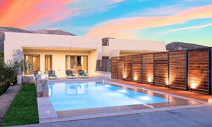 Sissi Lux Maxima Villas 2 Private Pools - Image 1
