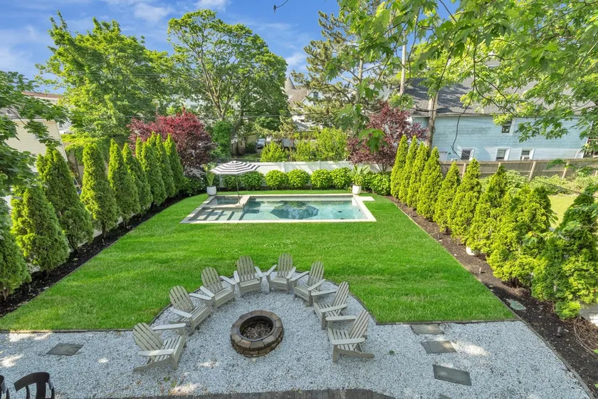 Hayworth - Firewood included, walk to the Beach! - Image 1