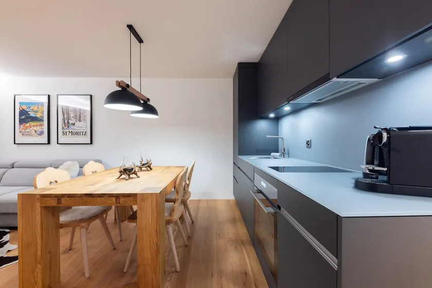 Cozy, central apartment with a stunning view - Image 1